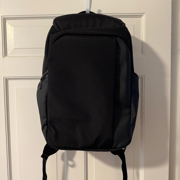 Briggs & Riley Black Cargo Backpack - Picture 14 of 14